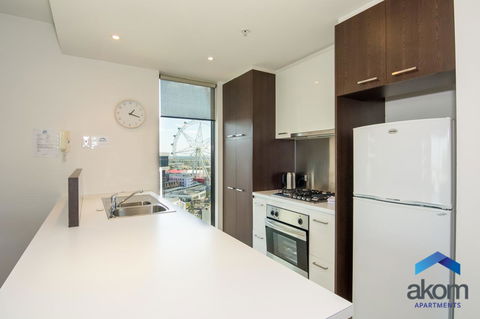 AKOM AT Docklands - Accommodation Georgetown 14
