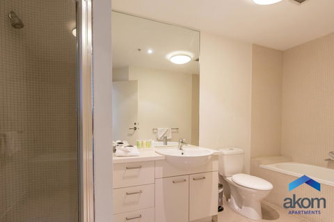 AKOM AT Docklands - Accommodation Georgetown 4