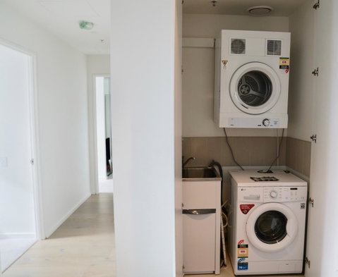 Pride Docklands Waterfront Apartment City View - Accommodation Georgetown 24