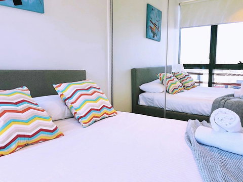 Pride Docklands Waterfront Apartment City View - Accommodation Georgetown 8