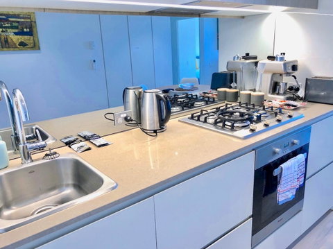 Pride Docklands Waterfront Apartment City View - Accommodation Georgetown 28