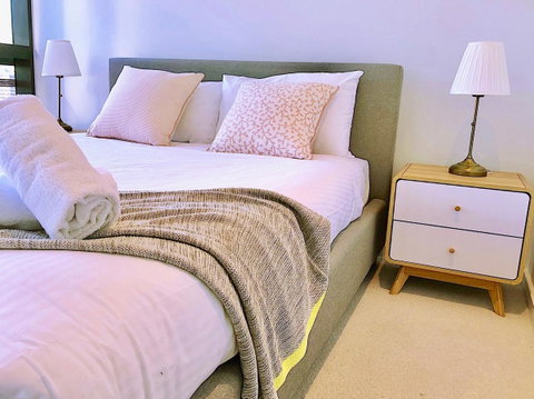 Pride Docklands Waterfront Apartment City View - Accommodation Georgetown 25