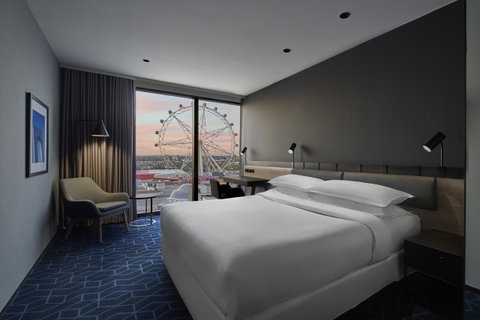 Vibe Hotel Melbourne Docklands - Accommodation Georgetown 6
