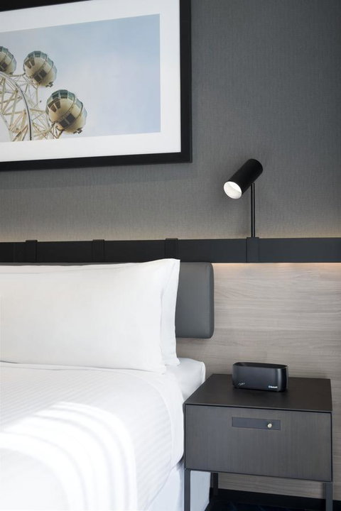 Vibe Hotel Melbourne Docklands - Accommodation Georgetown 7