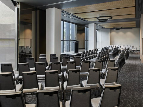 Vibe Hotel Melbourne Docklands - Accommodation Georgetown 33