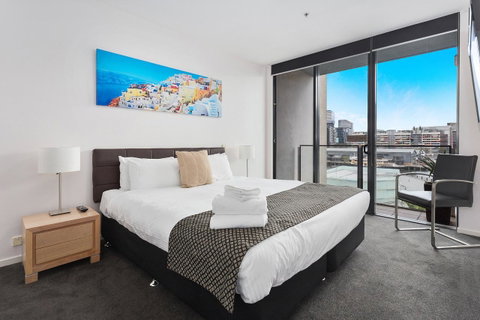 Docklands Private Collection - NEWQUAY - Accommodation Georgetown 8
