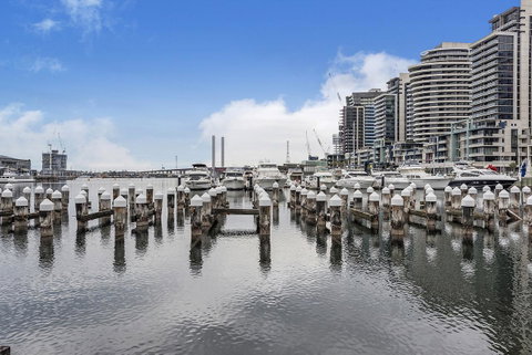 Docklands Private Collection - NEWQUAY - Accommodation Georgetown 19