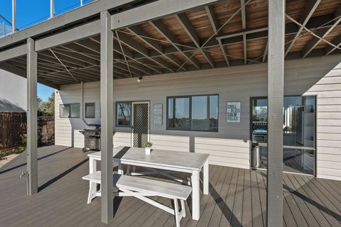 Beachside House - Accommodation Georgetown 24
