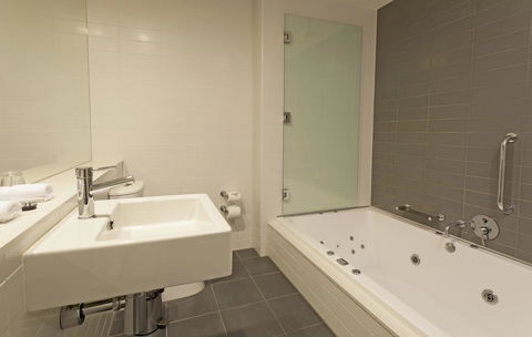 Causeway 353 Hotel - Accommodation Georgetown 9