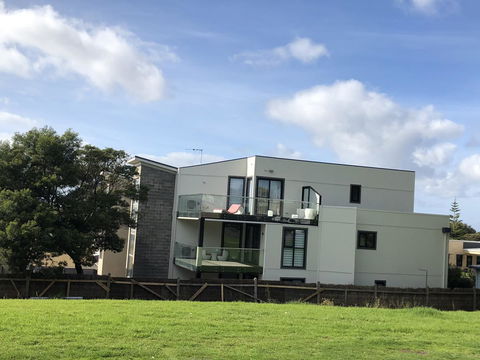 Apartments In Phillip Island Towers - Block C - Accommodation Georgetown 33