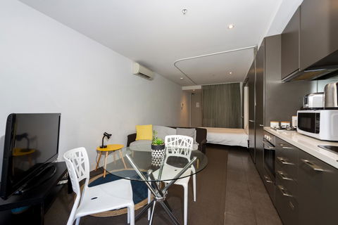 Amazing Accommodations : South Yarra - Accommodation Georgetown 16