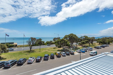 Blairgowrie Apartment 1 - On The Beach - Accommodation Georgetown 18