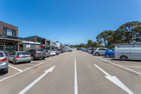 Blairgowrie Apartment 1 - On The Beach - Accommodation Georgetown 14