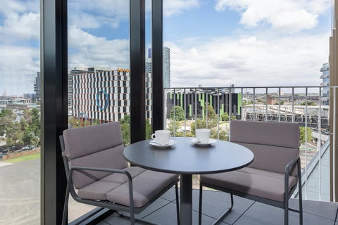 Peppers Docklands - Accommodation Georgetown 4