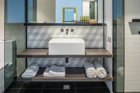 Peppers Docklands - Accommodation Georgetown 27