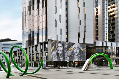 Peppers Docklands - Accommodation Georgetown 2