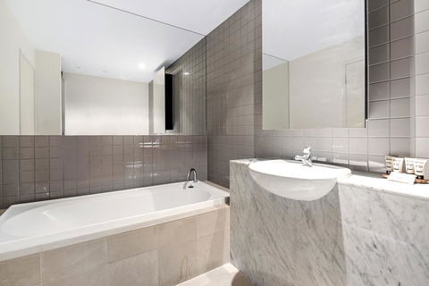 ULTIQA Little Collins (located At The Hero Apartment Building) - Accommodation Georgetown 15