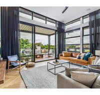 Ultimate Luxury Penthouse From The Block - Accommodation Georgetown
