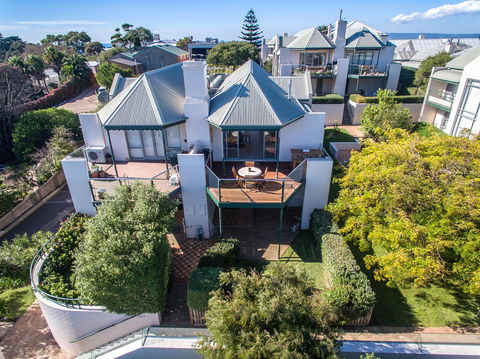 7 & 8 Monte Vista Sorrento - Accommodation Georgetown 0
