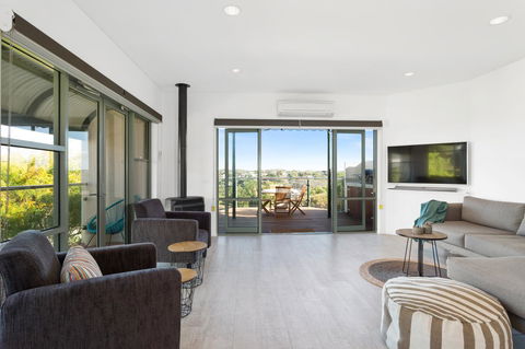 7 & 8 Monte Vista Sorrento - Accommodation Georgetown 9