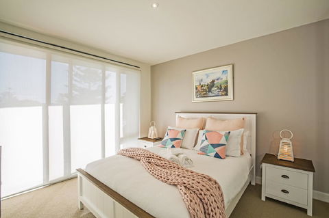 C-Scape Esplanade Cowes - Accommodation Georgetown 15