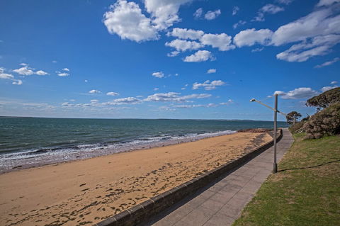 C-Scape Esplanade Cowes - Accommodation Georgetown 21