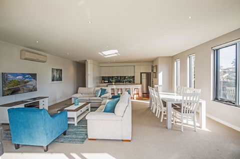 C-Scape Esplanade Cowes - Accommodation Georgetown 7