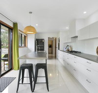 Fairhills - NEW LISTING beautifully styled - Accommodation Georgetown
