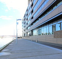Auzzie Apartments Docklands Melbourne - Accommodation Georgetown