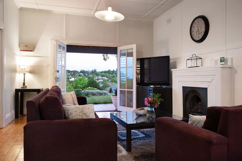 Churchills - Accommodation Georgetown 8