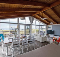 Stunning Waterfront only 10 minutes to Phillip Island - Pet Friendly - Accommodation Georgetown