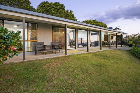 The Bird House - Accommodation Georgetown 3