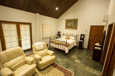 The Block Vista B&B - Accommodation Georgetown 1