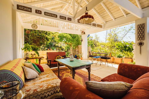 The Blue Beach House - Accommodation Georgetown 0