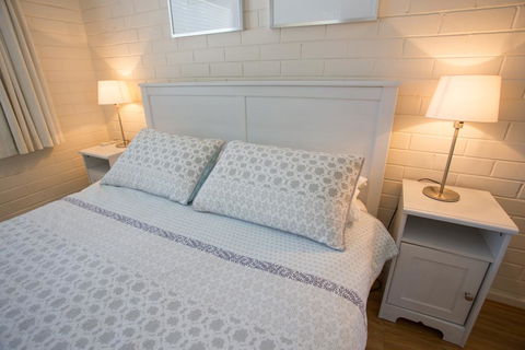The Blue Door Villa - Accommodation Georgetown 2