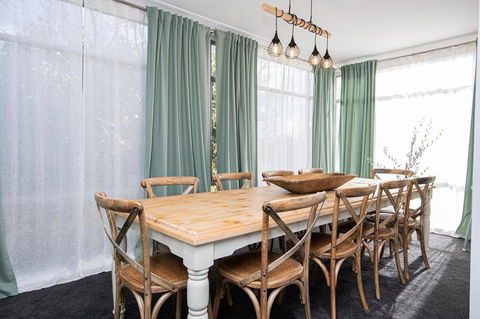 The Byng House Grand And Central, Entertain 12 - Accommodation Georgetown 0