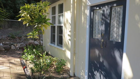 The Captain's Manor On Cook Unit 8 - Accommodation Georgetown 1