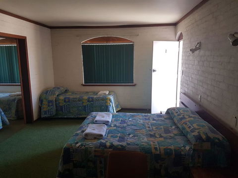 The Club Hotel - Accommodation Georgetown 3