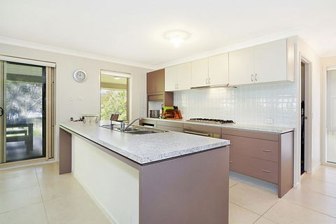 The Corso - Gorokan - Accommodation Georgetown 1