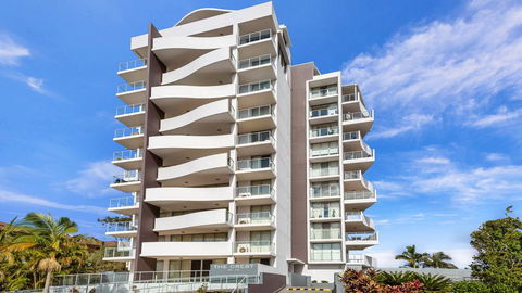 The Crest 201 - Forster CBD! - Accommodation Georgetown 0
