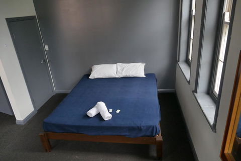The Crown & Anchor Hotel - Accommodation Georgetown 2