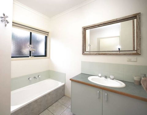 The Divide - Rye Back Beach Hideaway - Accommodation Georgetown 3