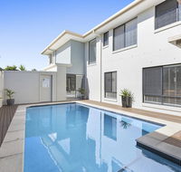 The Doggy Beach House At Salt - Accommodation Georgetown