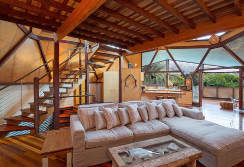 The Dome House - Accommodation Georgetown 0