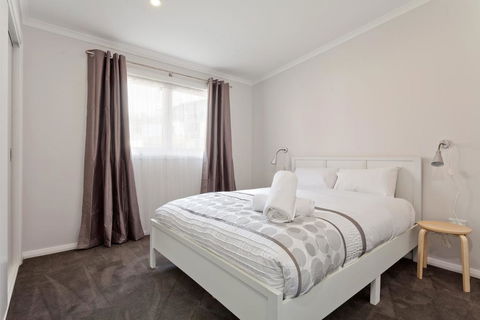 The Elements West - Jindabyne - Accommodation Georgetown 3