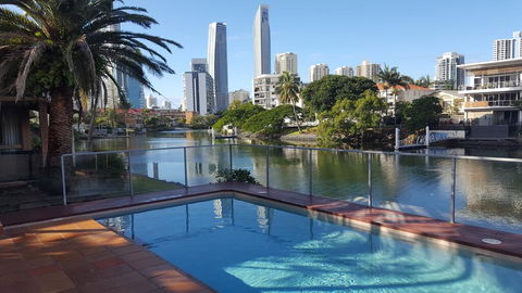 The Emerald Surfers Paradise - Accommodation Georgetown 0