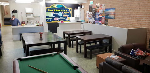 The Entrance Backpackers - Accommodation Georgetown 1