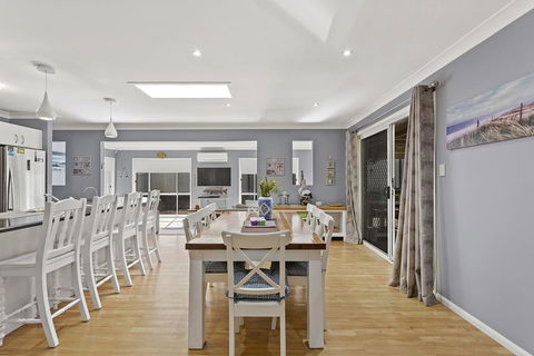 The Family Entertainer In The Heart Of Corlette! - Accommodation Georgetown 0