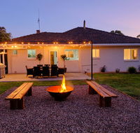 The Farmhouse. - Accommodation Georgetown