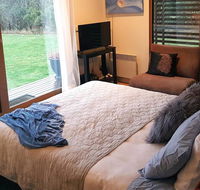 The Gurdies Room with Amazing Sunset Views - Accommodation Georgetown